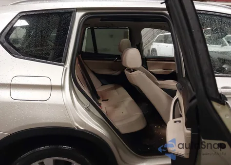 2016 BMW X3 xDrive28D z USA, uszkodzony, nr VIN 5UXWY3C56G0N87342